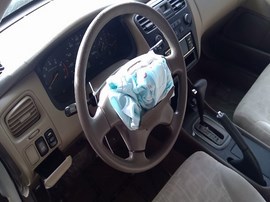 2001 ACCORD, WHITE, EX, 2.3L, VTEC, AT.  A24028